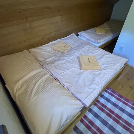 Chata Za Potokom