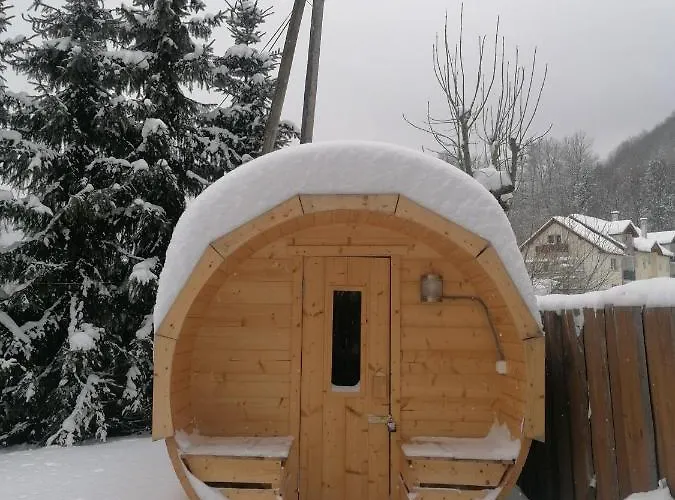 Za Potokom * Terhely